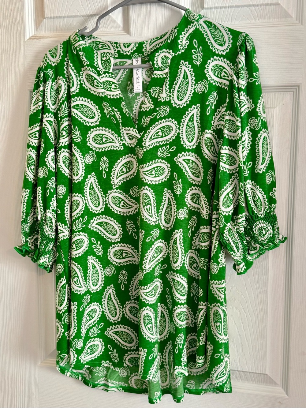 Dear Scarlett Green Paisley Print Smocked Sleeve Top